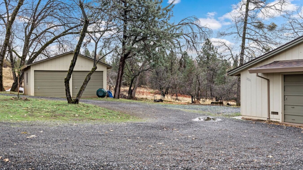 Photo of Others in Apple Hill