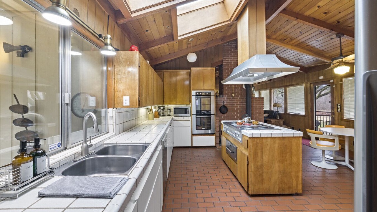 Photo of Others in Apple Hill