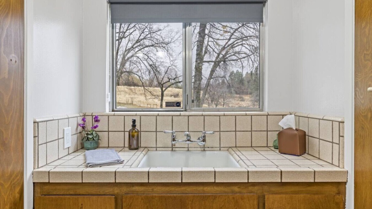 Photo of Others in Apple Hill