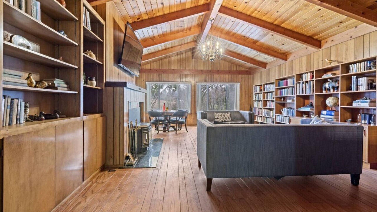 Photo of Others in Apple Hill