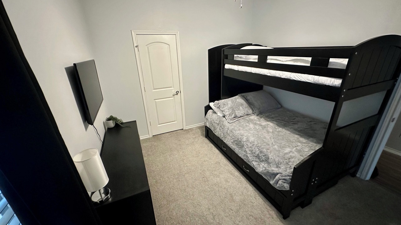 Photo of Bedroom in Grand Prairie