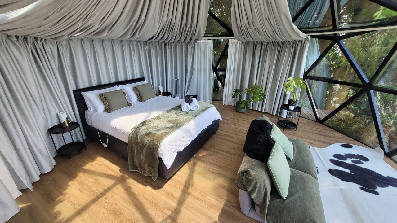 Photo of Bedroom in Waiatarua