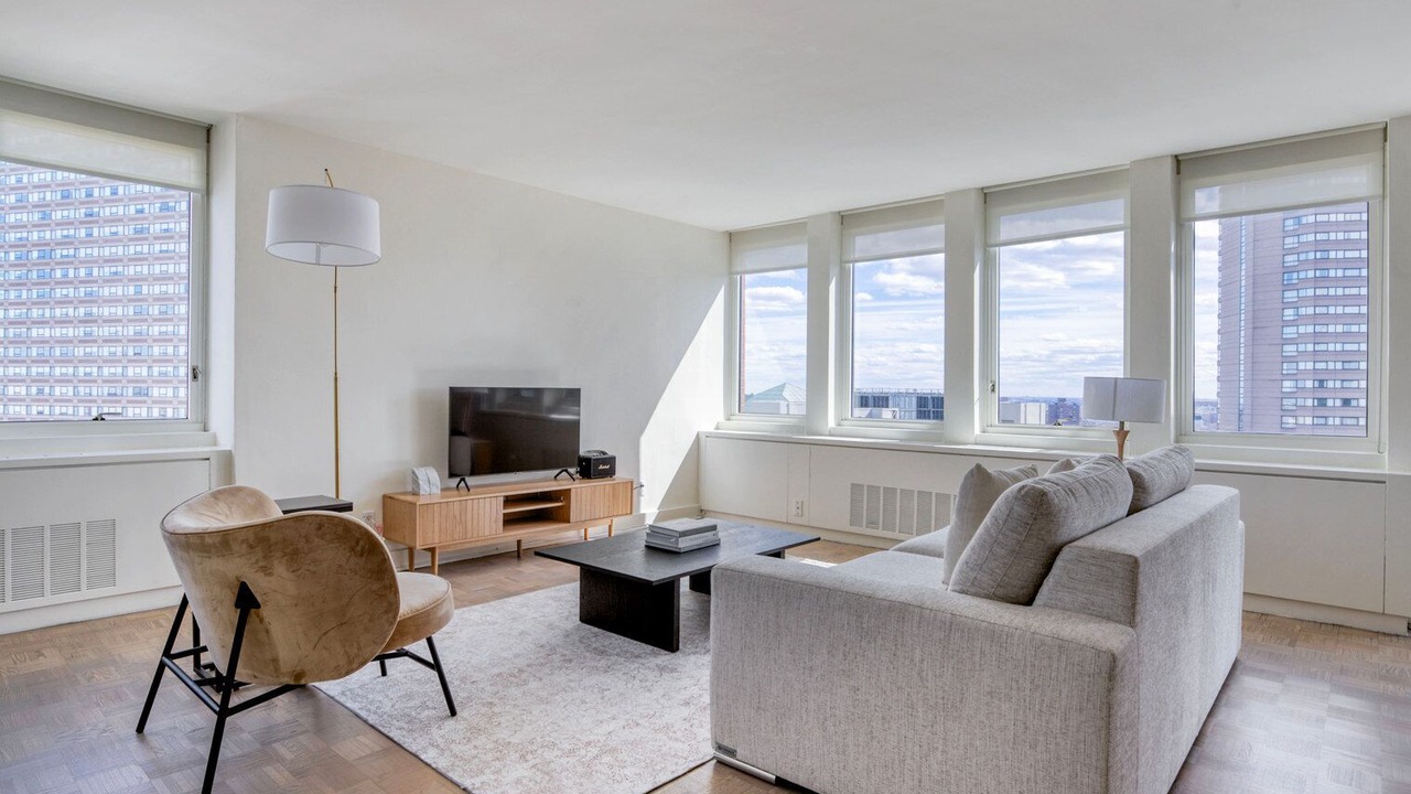 Photo of Livingroom in Back Bay
