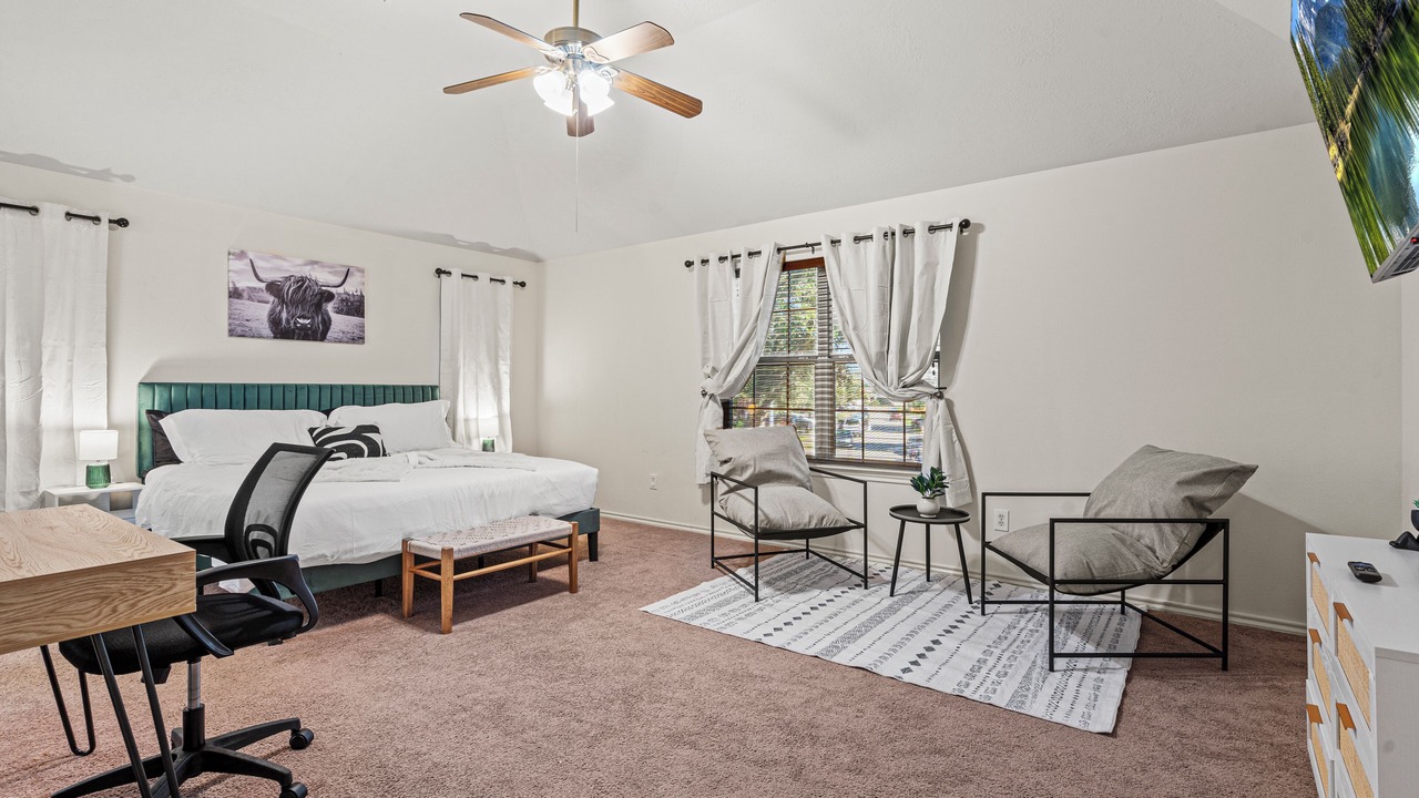 Photo of Bedroom in Baytown