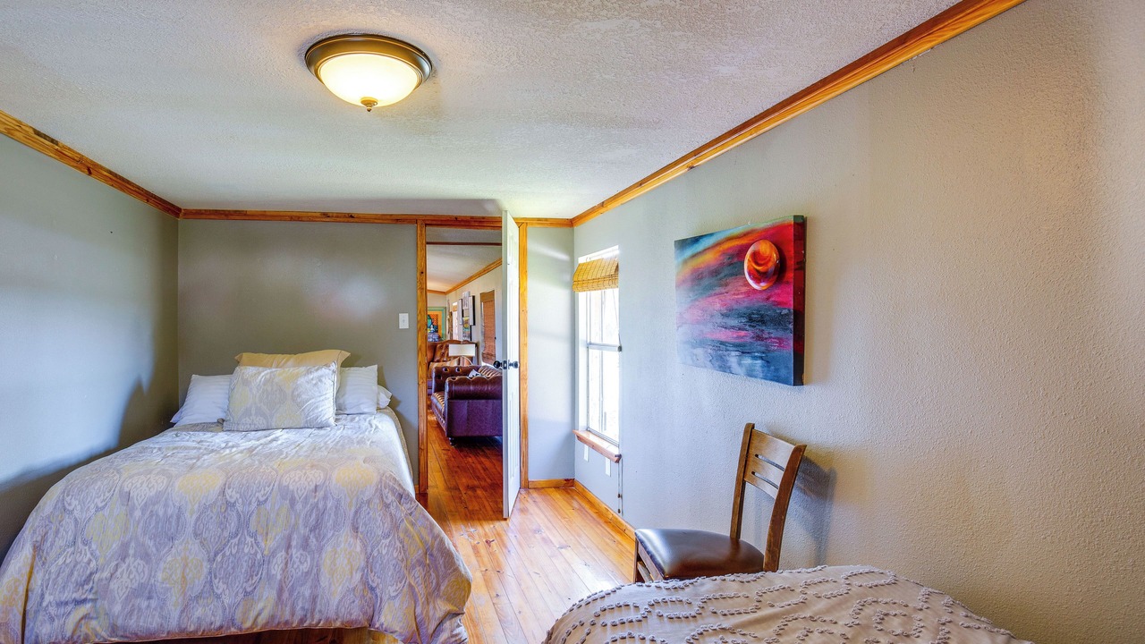 Photo of Bedroom in Quinlan