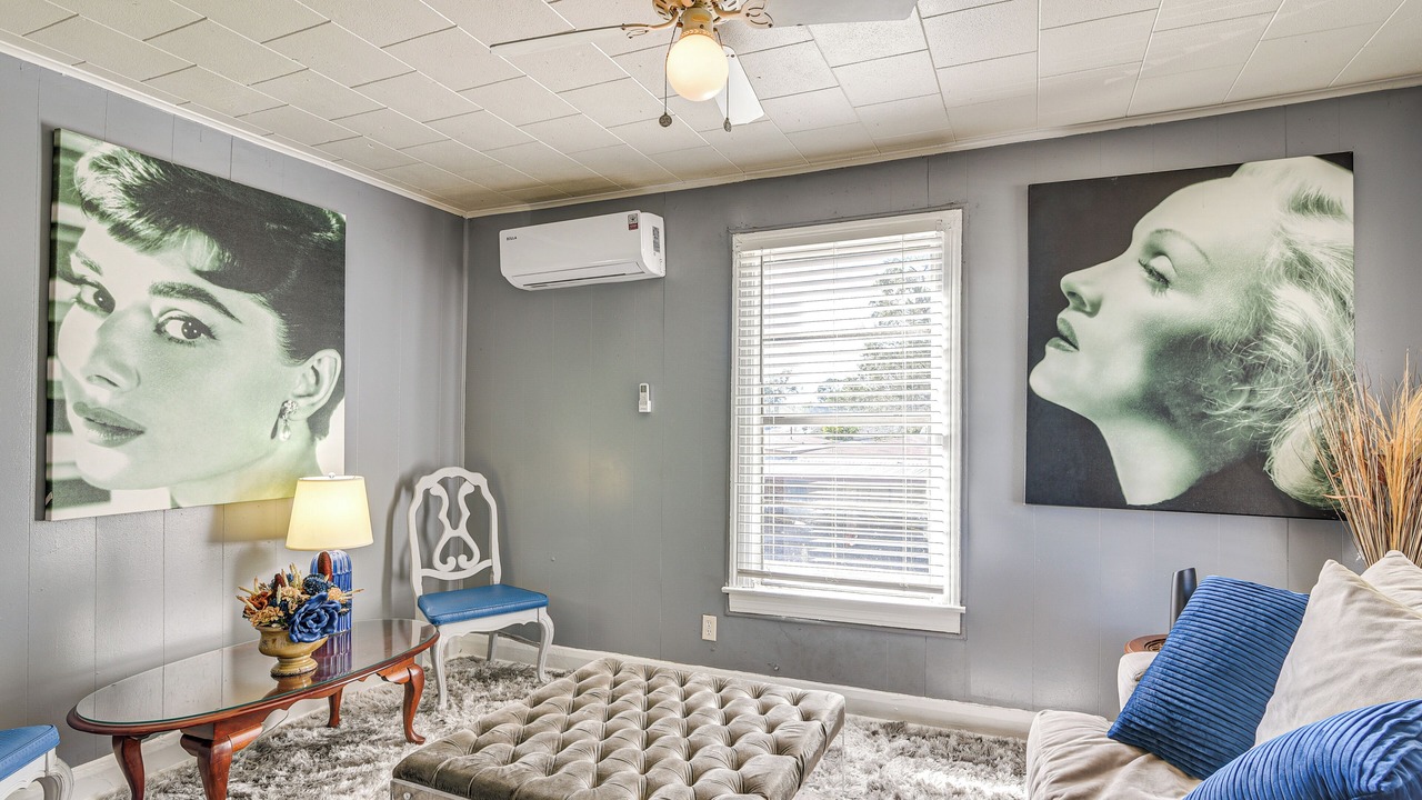 Photo of Livingroom in Lakeview  Jefferson County