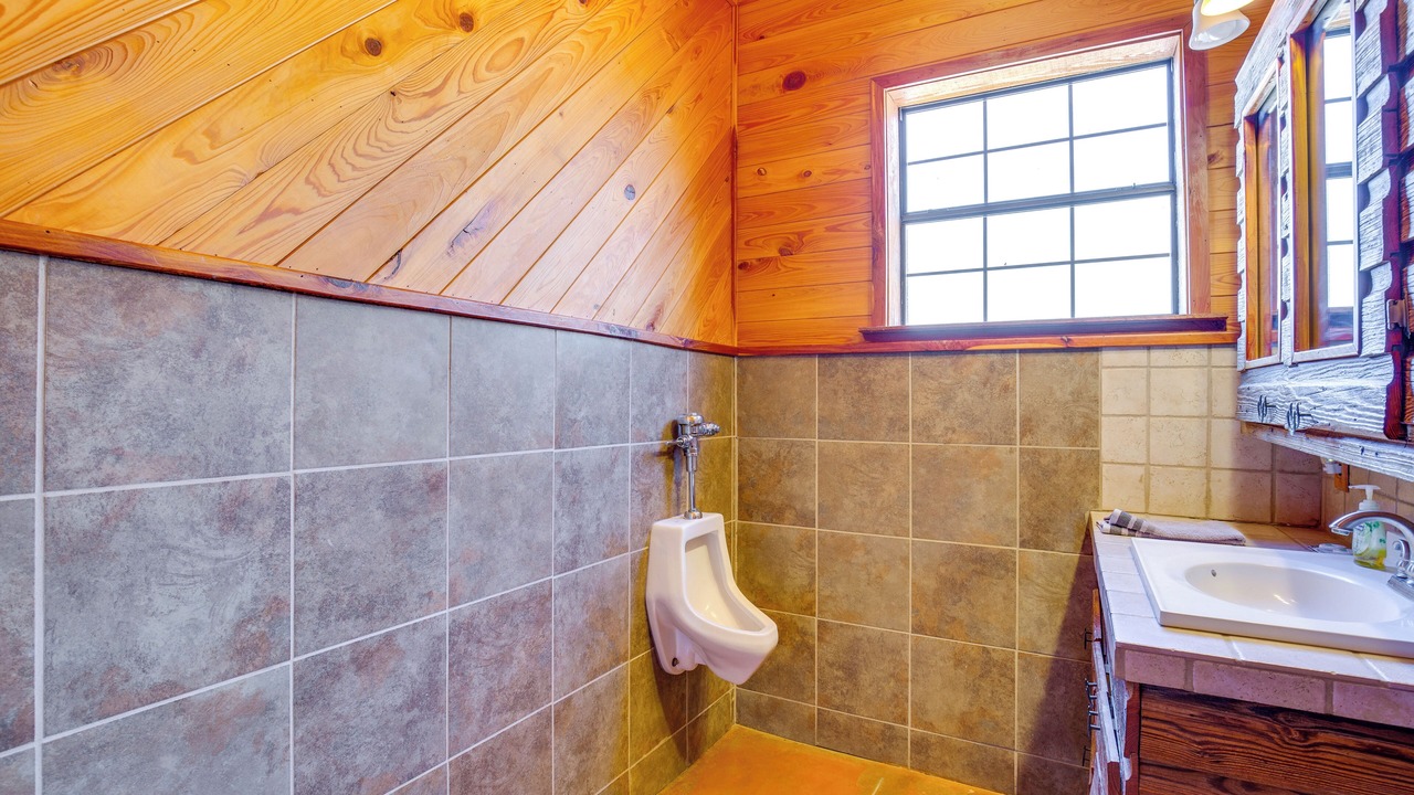Photo of Bathroom in Quinlan