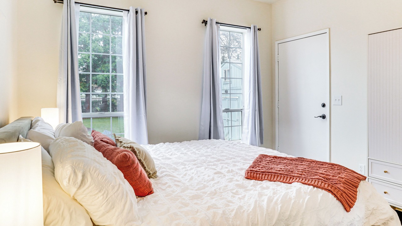 Photo of Bedroom in Forest Grove