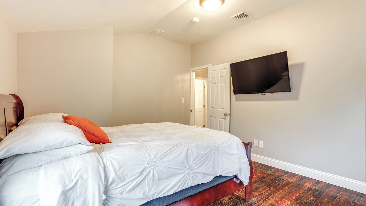Photo of Bedroom in Foxboro