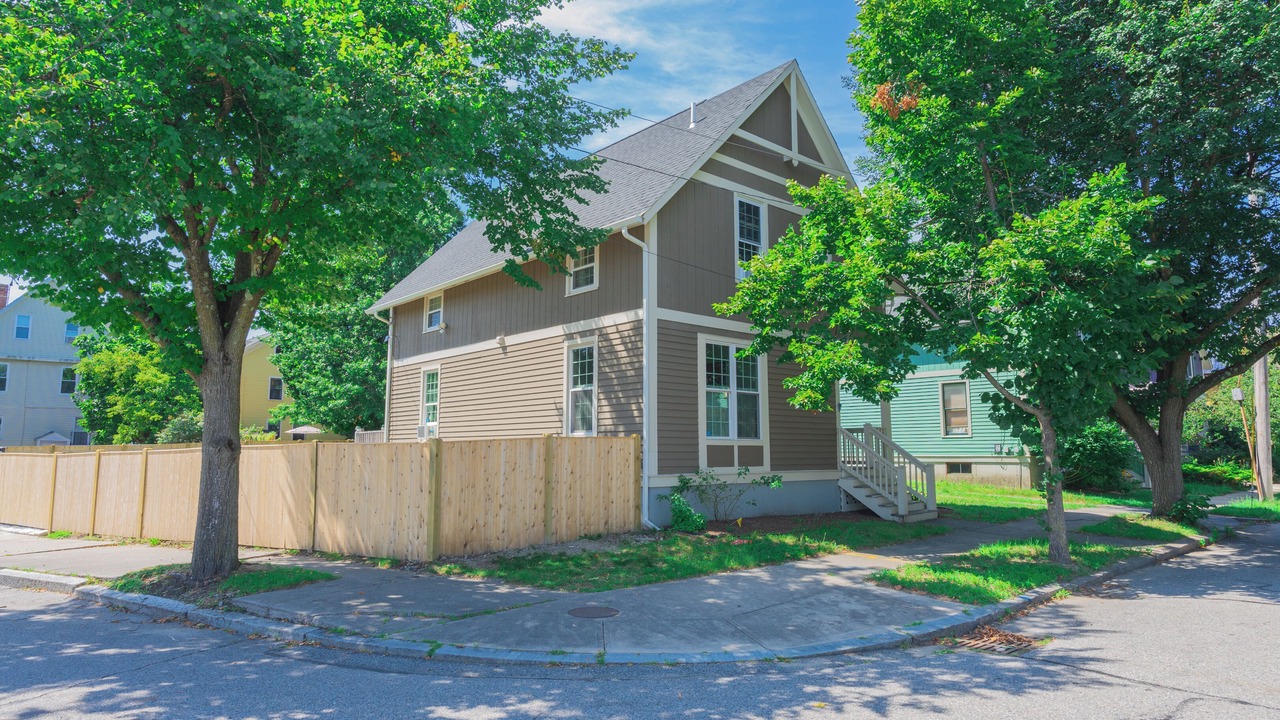 Photo of Outdoor in West End