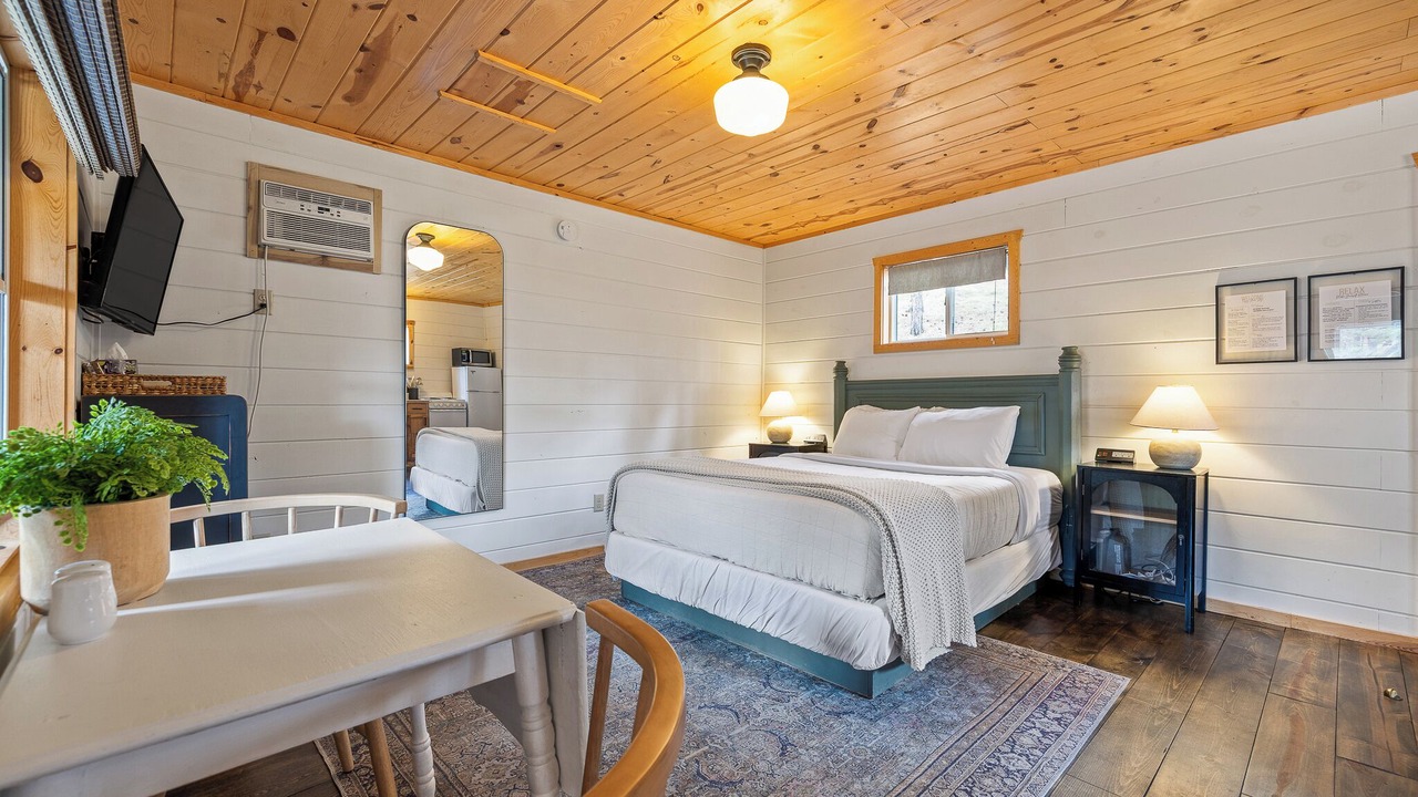 Photo of Bedroom in Keystone