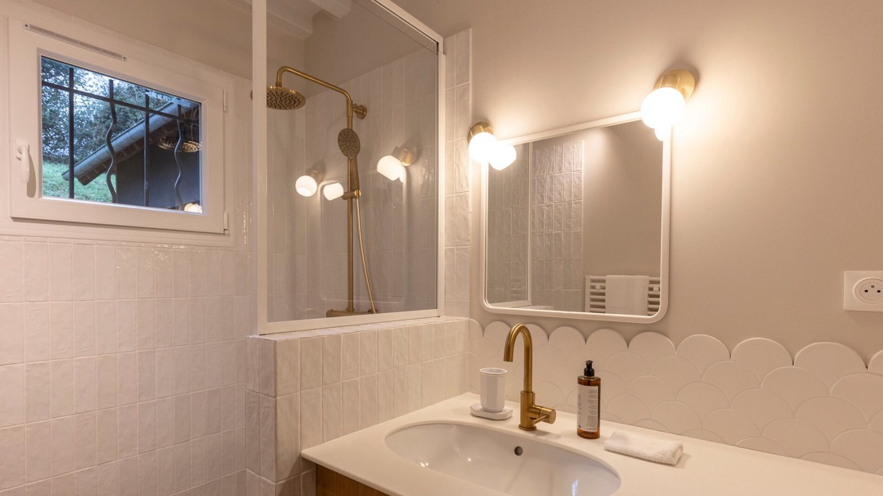 Photo of Bathroom in Gonneville-sur-Honfleur