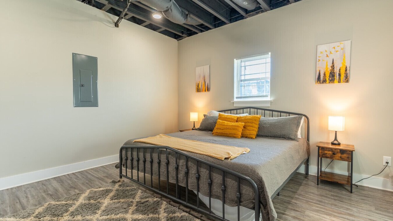 Photo of Bedroom in Trenton