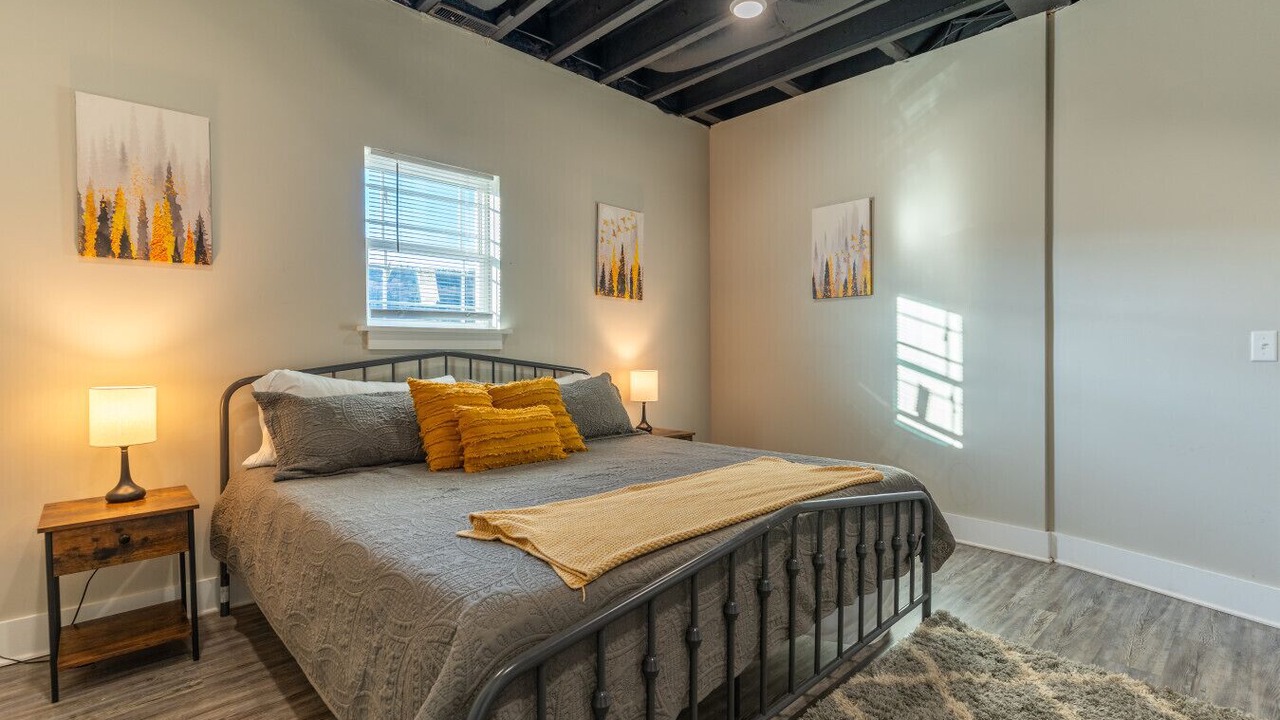 Photo of Bedroom in Trenton