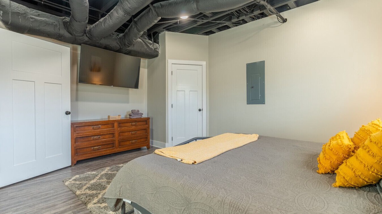 Photo of Bedroom in Trenton