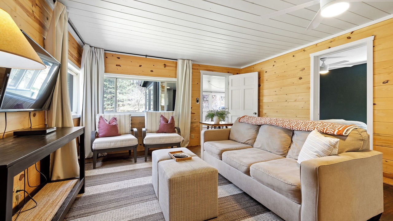 Photo of Livingroom in Keystone
