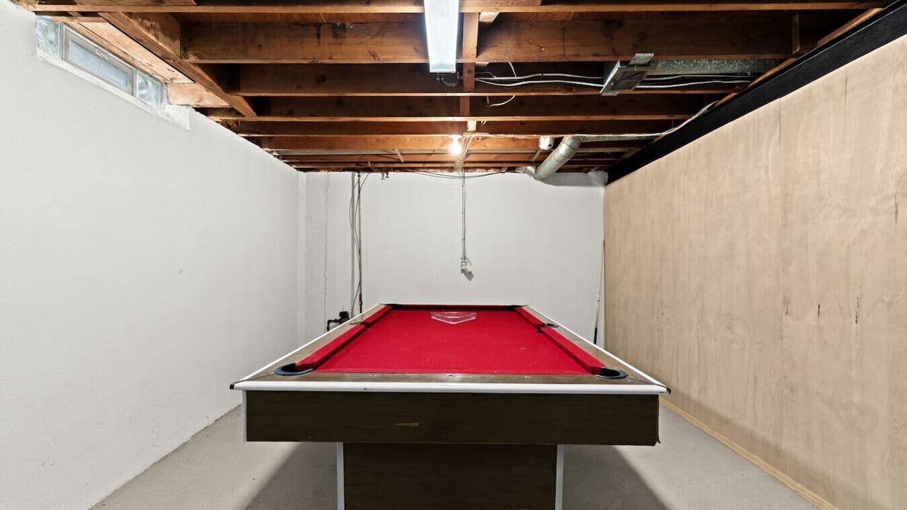Photo of Bedroom in Dearborn Heights