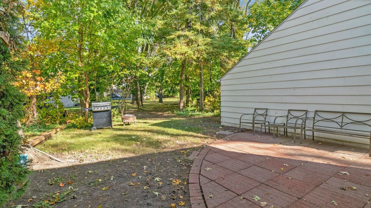 Photo of Patio Balcony in Dearborn