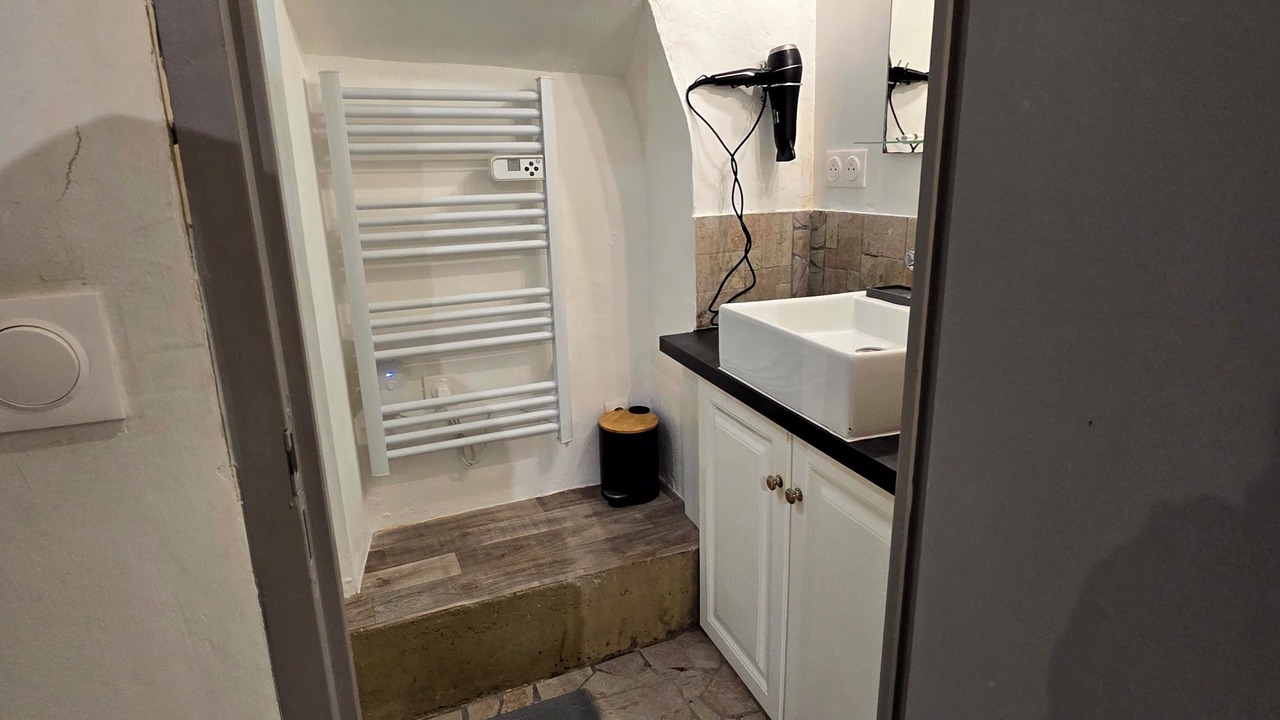 Photo of Bathroom in Beaucaire