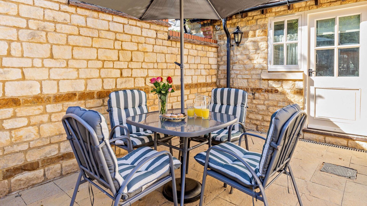 Photo of Outdoor in Blisworth