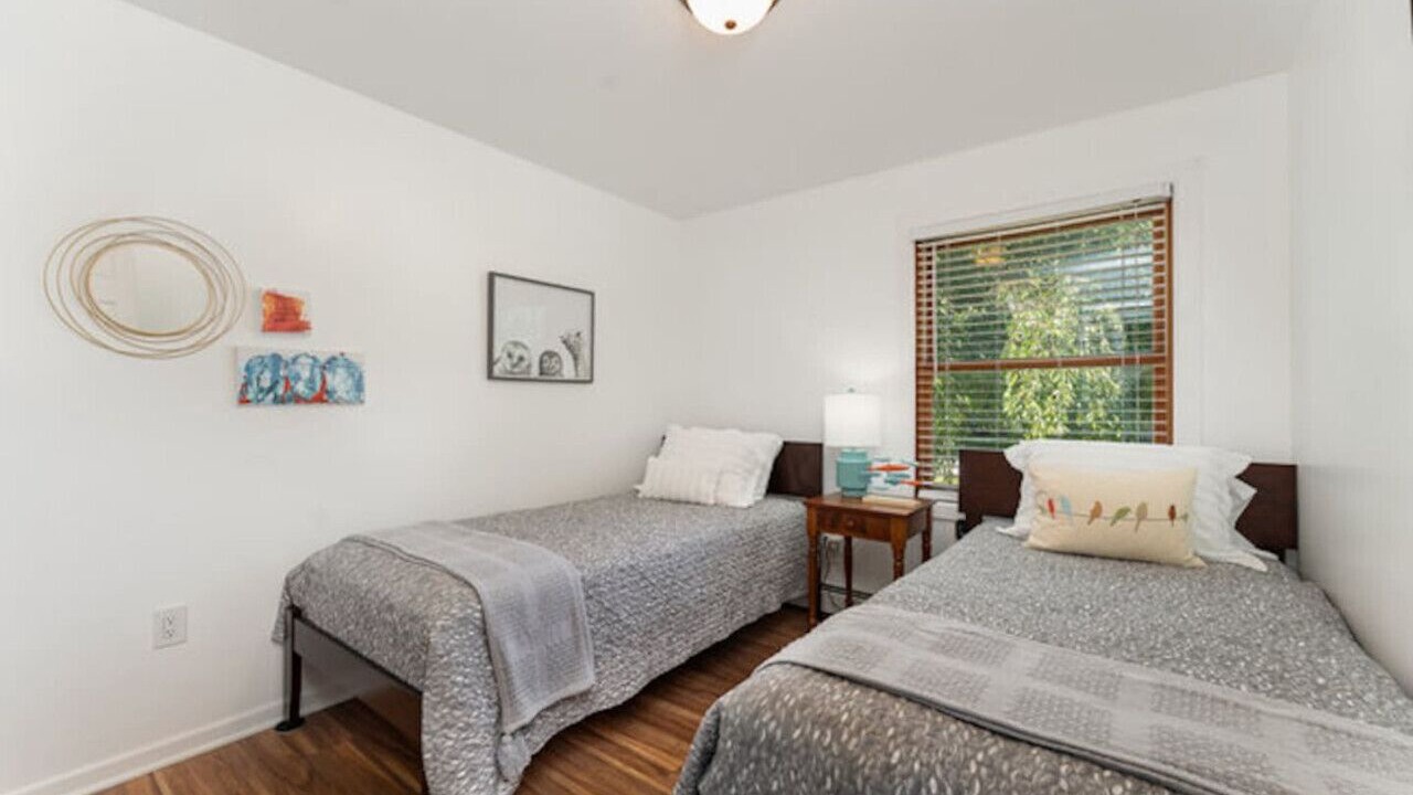 Photo of Bedroom in Bay City