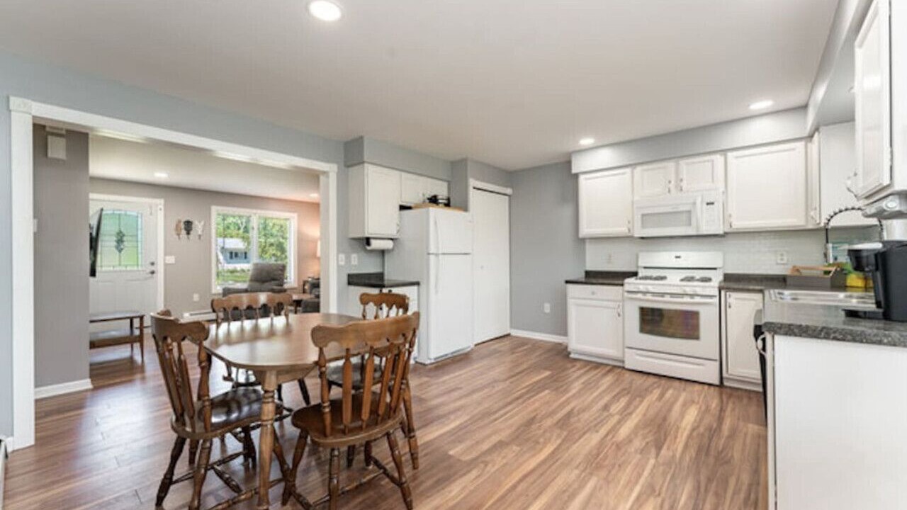 Photo of Kitchen in Bay City