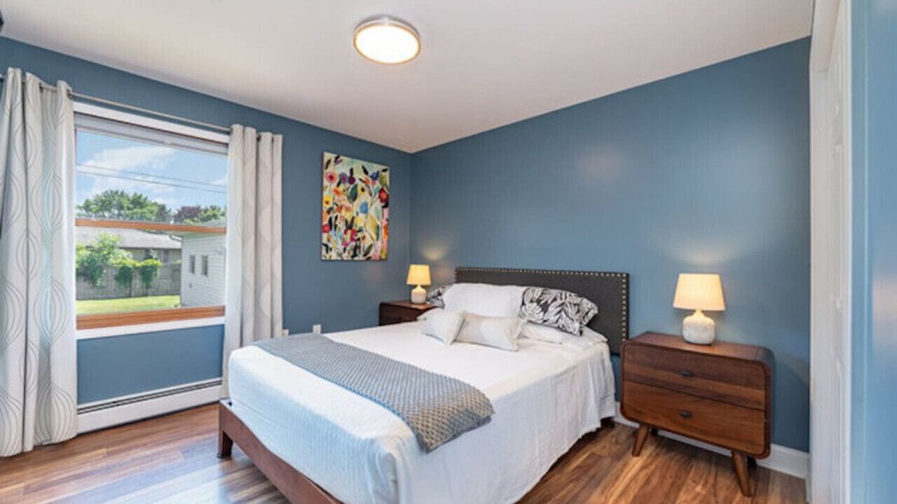 Photo of Bedroom in Bay City