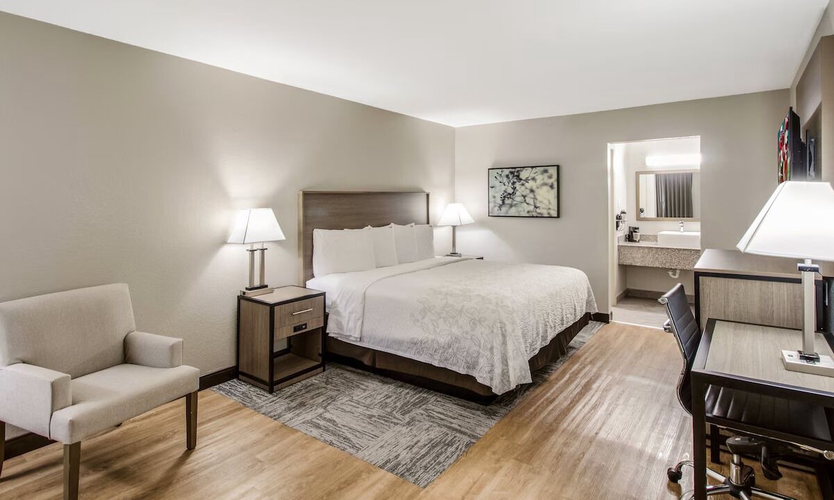 Photo of Bedroom in Addison