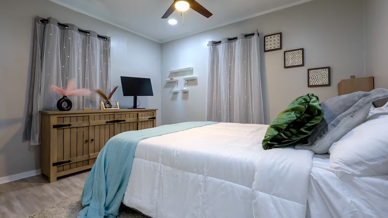 Photo of Bedroom in Greensboro