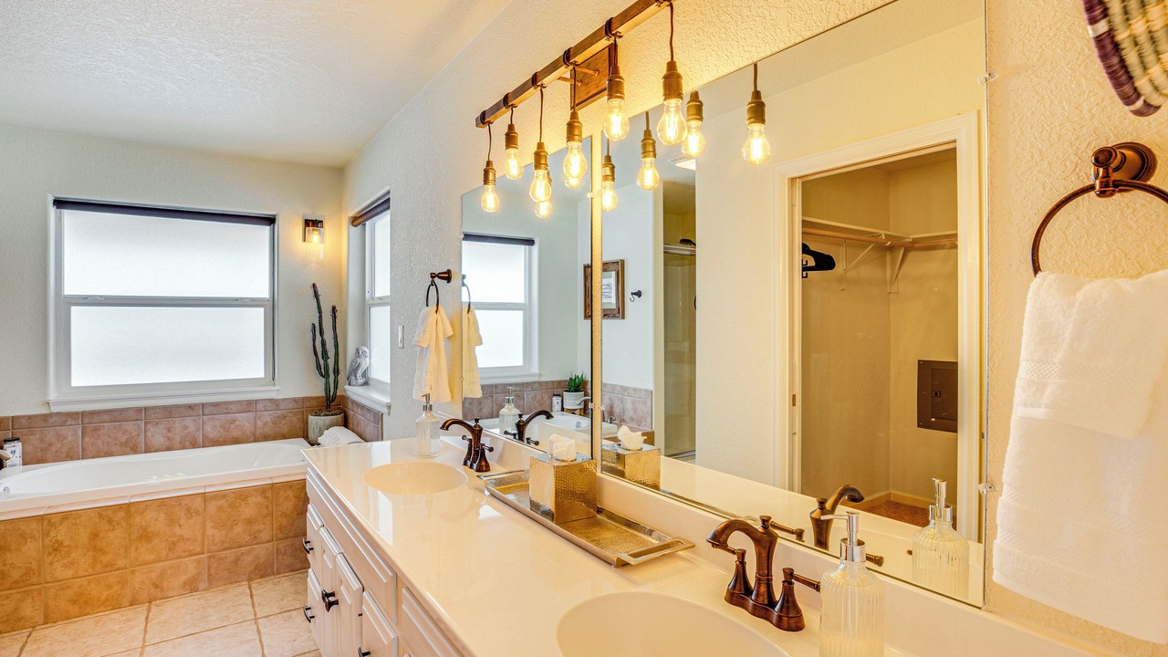 Photo of Bathroom in Glade Park