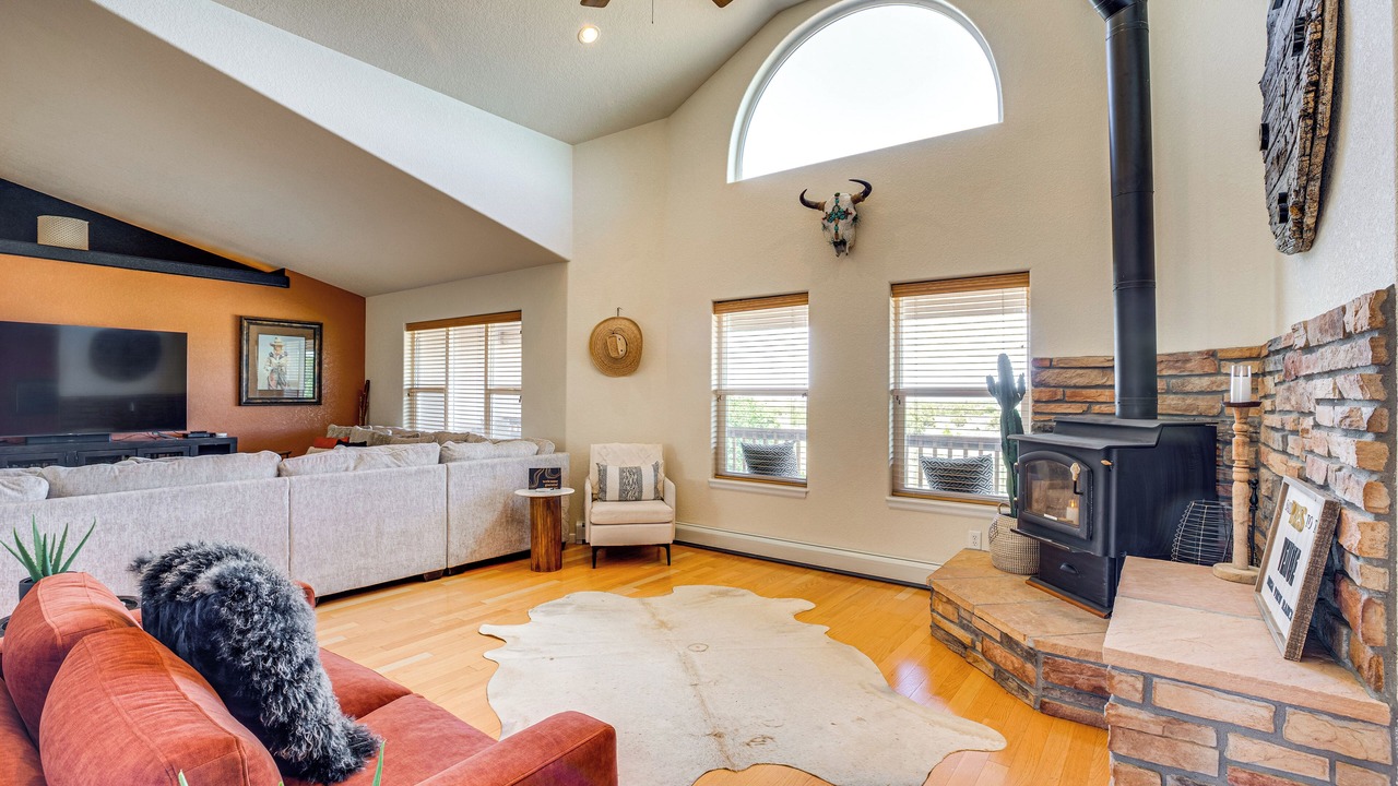 Photo of Livingroom in Glade Park
