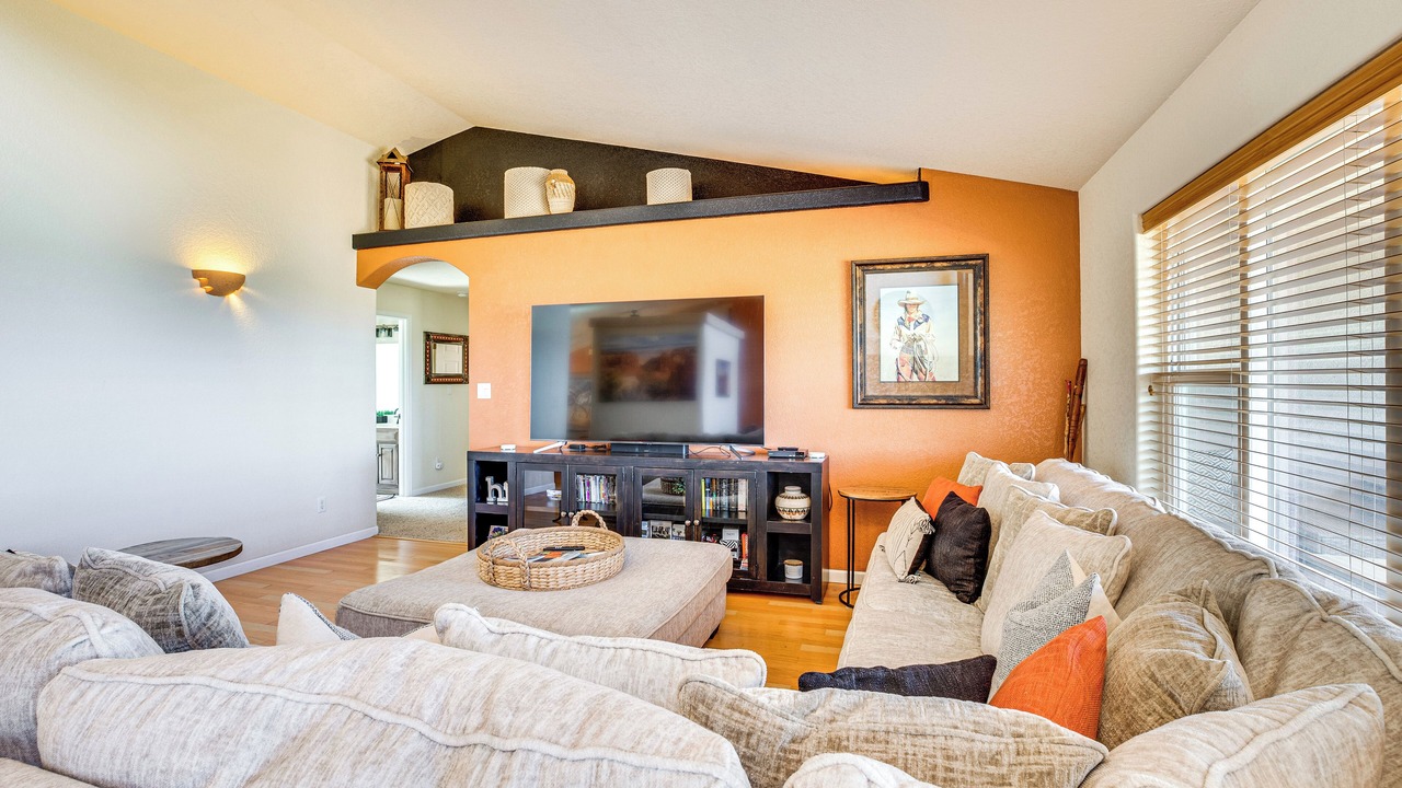 Photo of Livingroom in Glade Park
