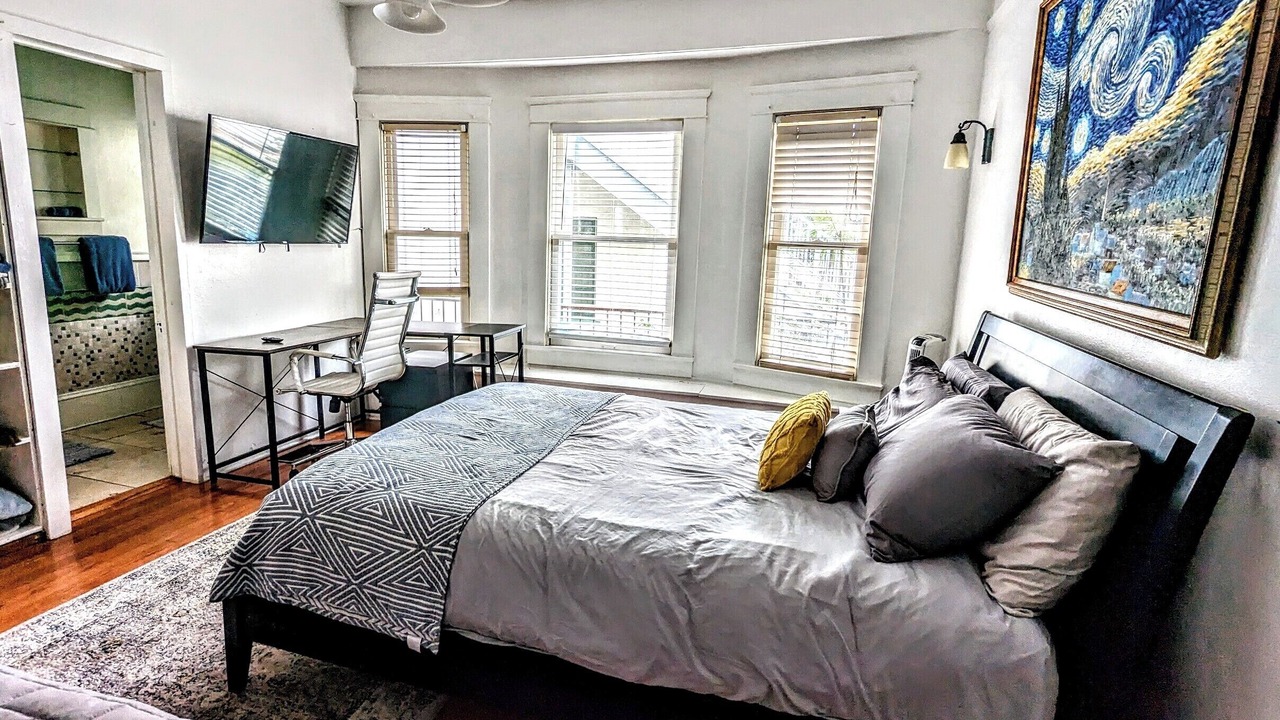 Photo of Bedroom in Golden Hill