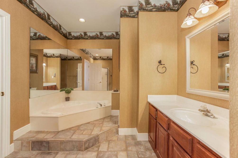 Photo of Bathroom in Branson