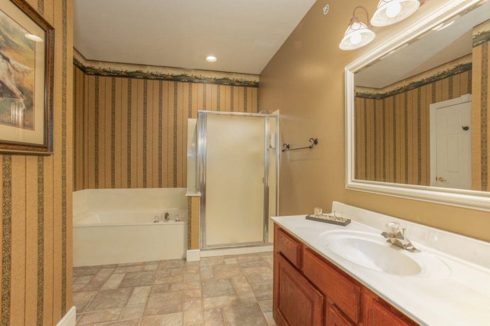 Photo of Bathroom in Branson