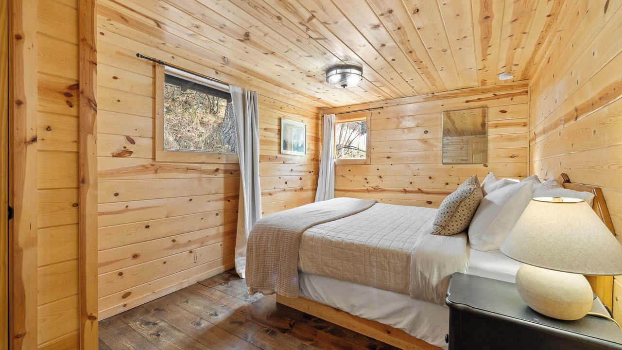 Photo of Bedroom in Keystone