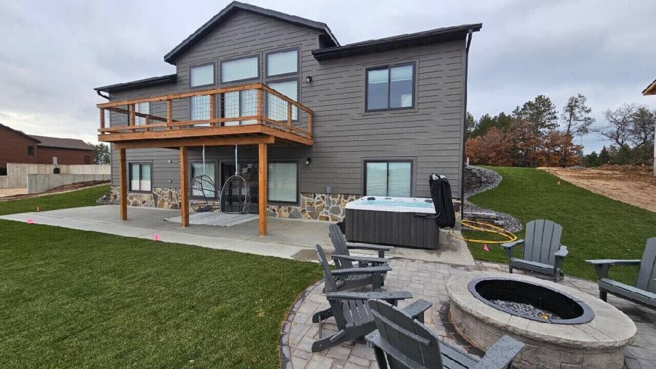 Photo of Others in New Lisbon