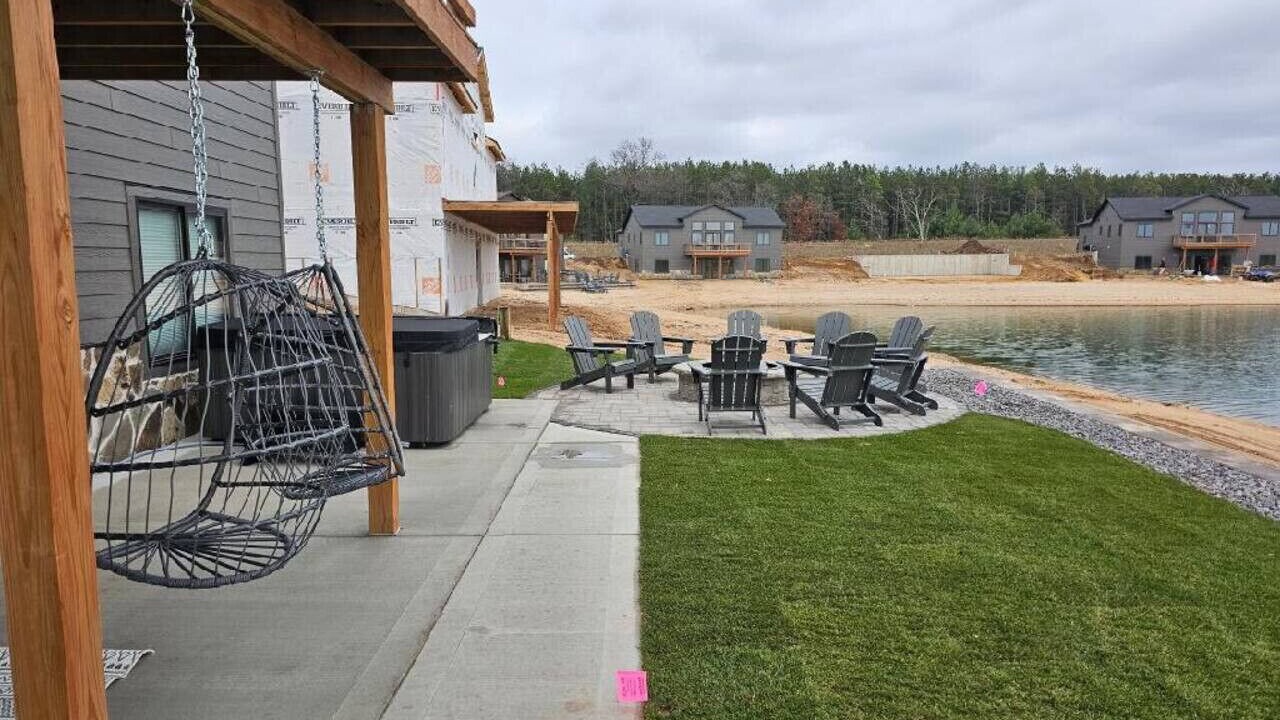 Photo of Others in New Lisbon