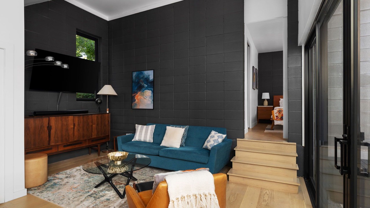 Photo of Bedroom in MLK
