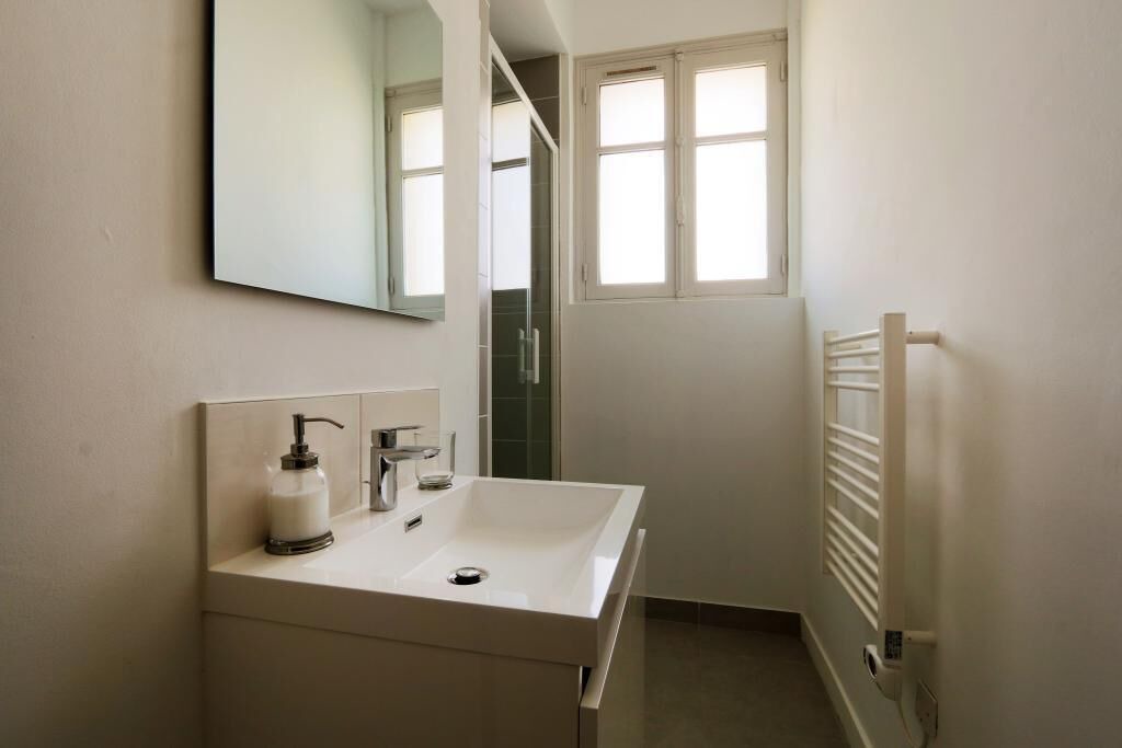 Photo of Bathroom in La Fuye-Velpeau