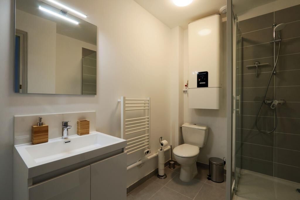 Photo of Bathroom in La Fuye-Velpeau