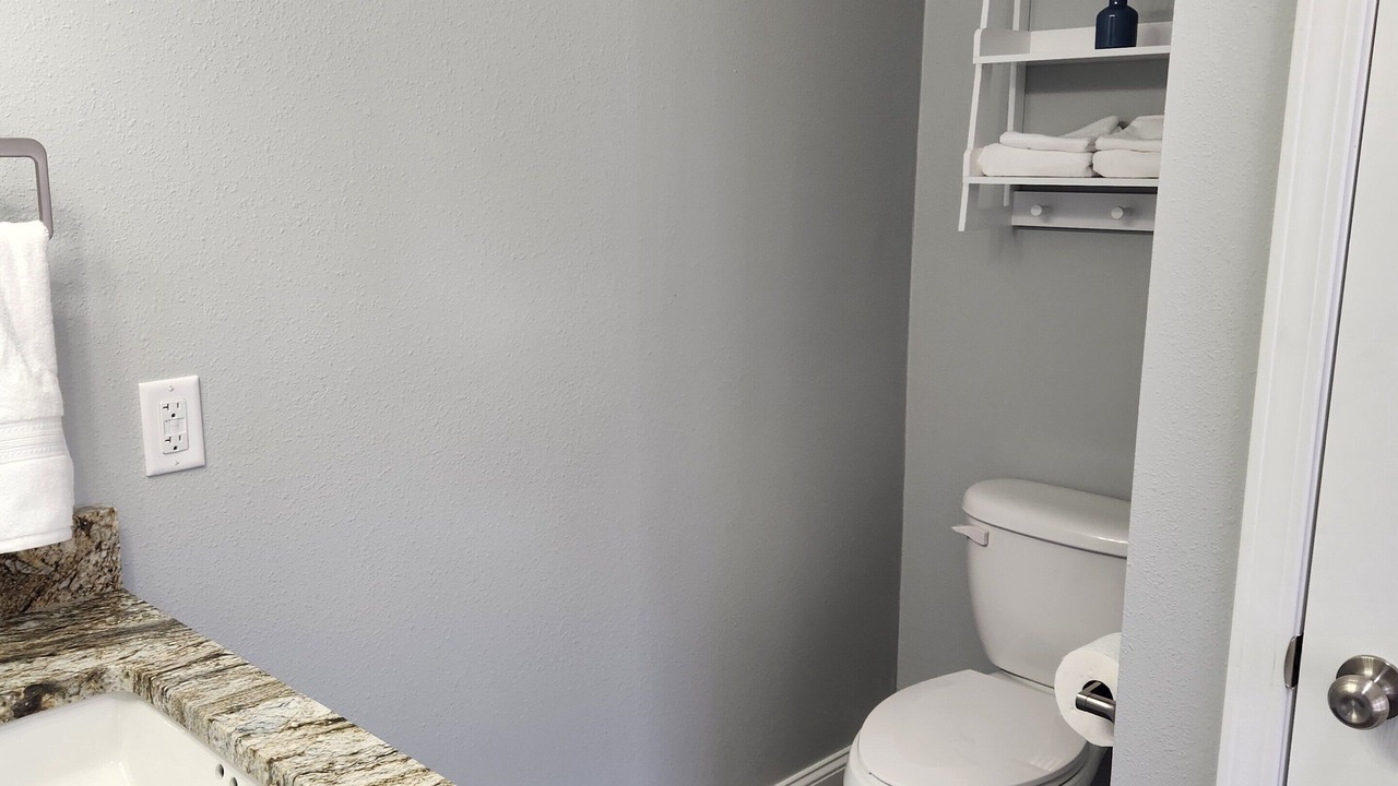 Photo of Bathroom in Iola