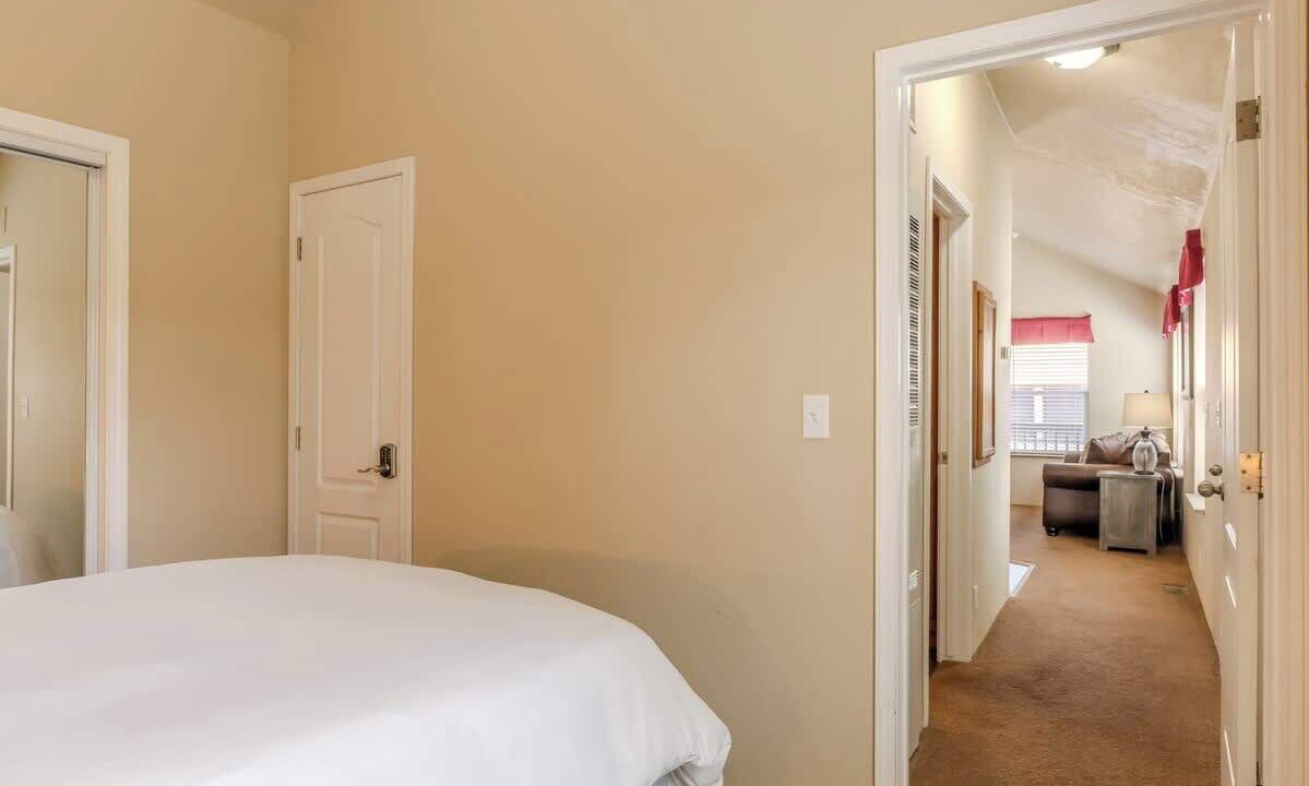 Photo of Bedroom in West Yellowstone