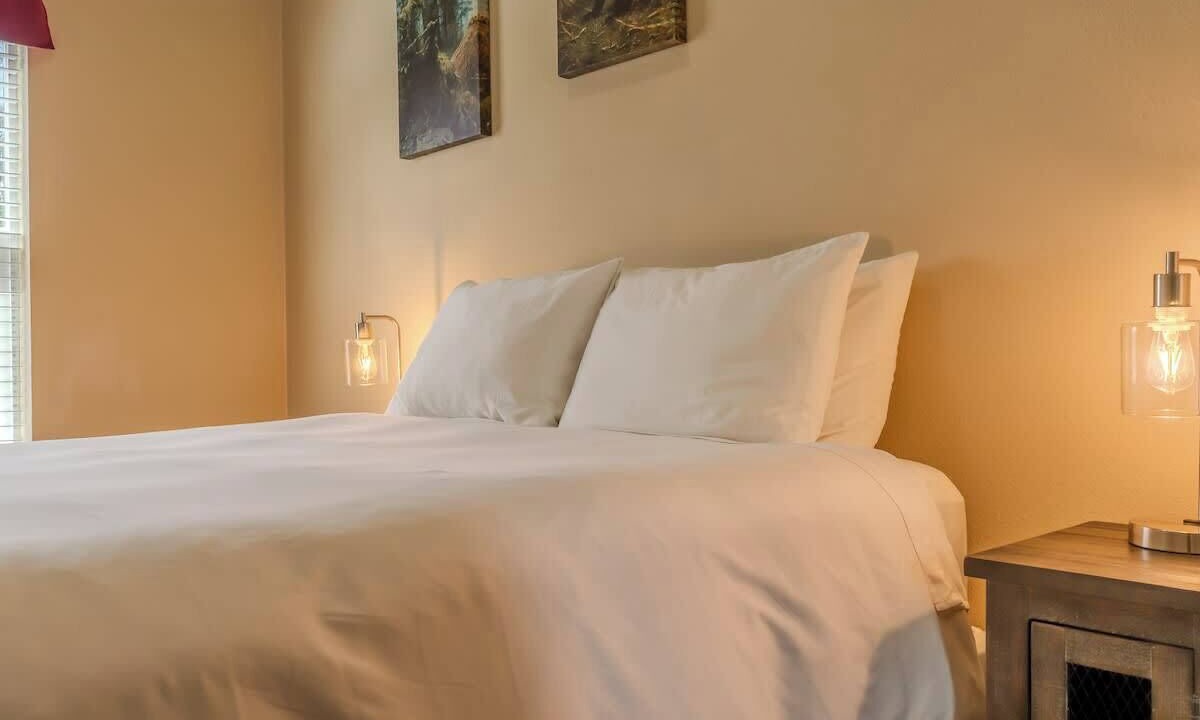 Photo of Bedroom in West Yellowstone