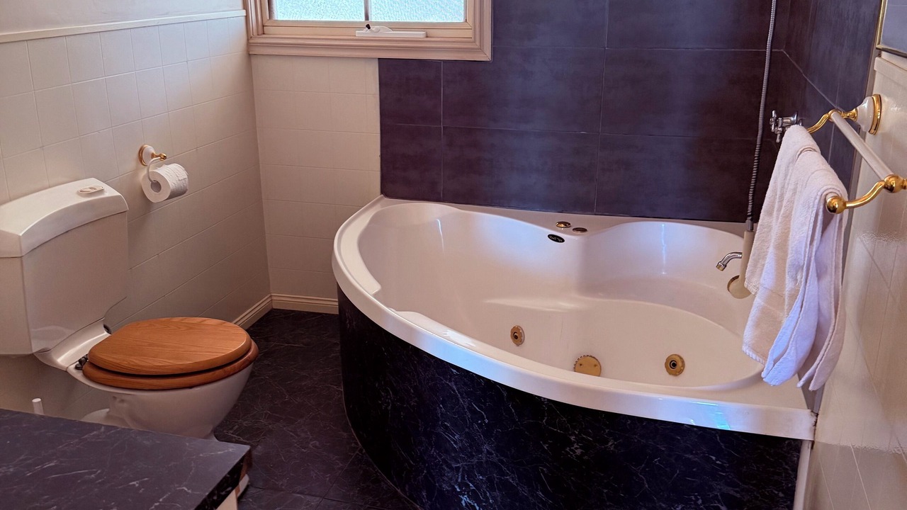 Photo of Bathroom in Mildura and Murray Outback