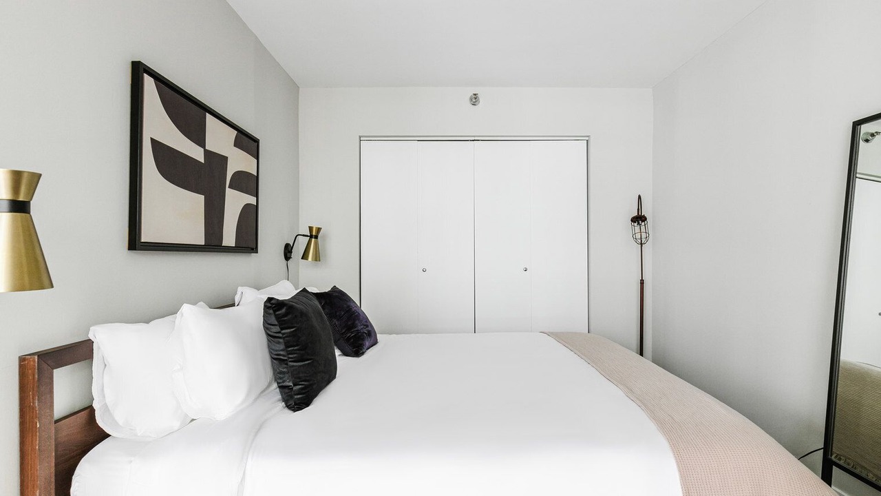 Photo of Bedroom in Rush and Division