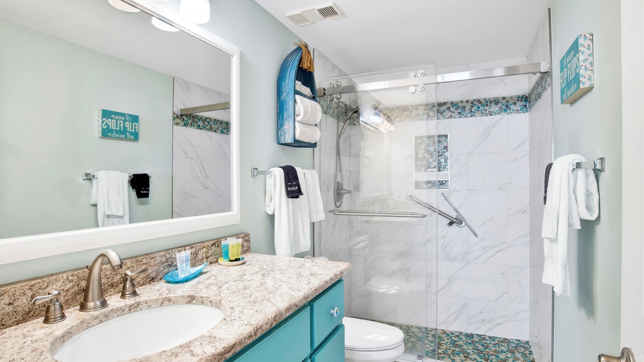 Photo of Bathroom in Orange Beach