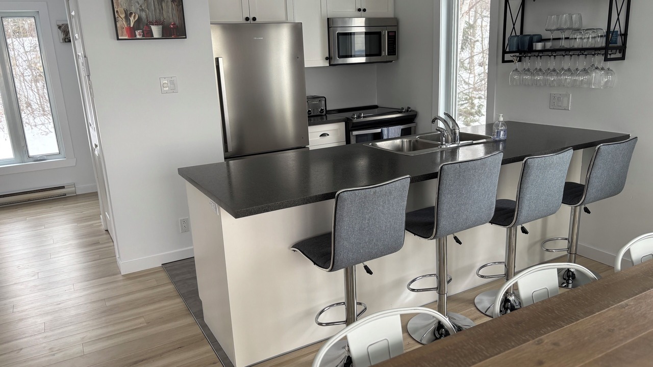 Photo of Kitchen in Petite-Riviere-Saint-Francois