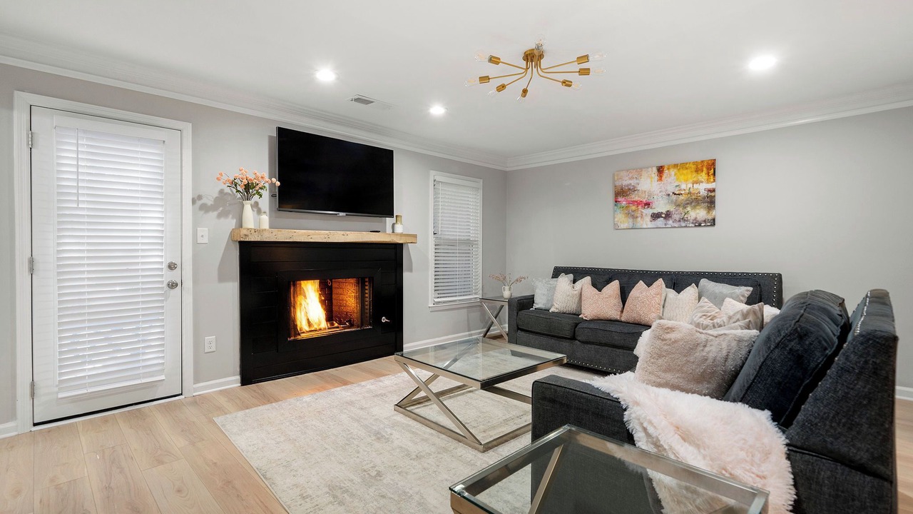 Photo of Livingroom in Briarcliff Heights