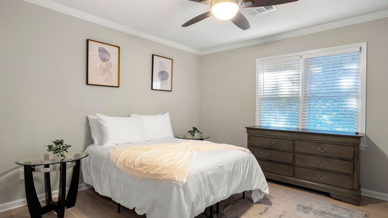 Photo of Bedroom in Briarcliff Heights